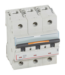 Автоматический выключатель DX³ 3P 25А (D) 25кА